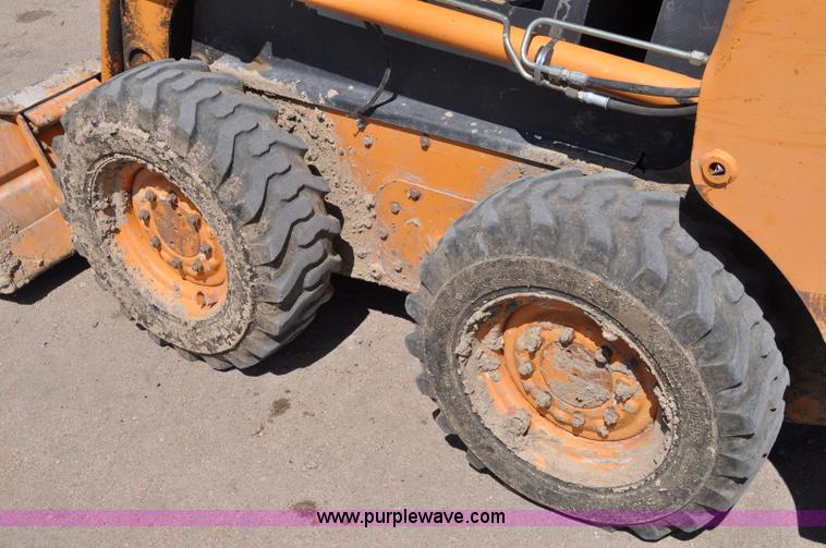 image for item A5929 2002 Case 40XT skid steer