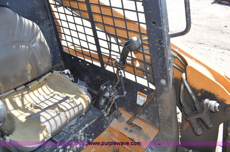 image for item A5929 2002 Case 40XT skid steer