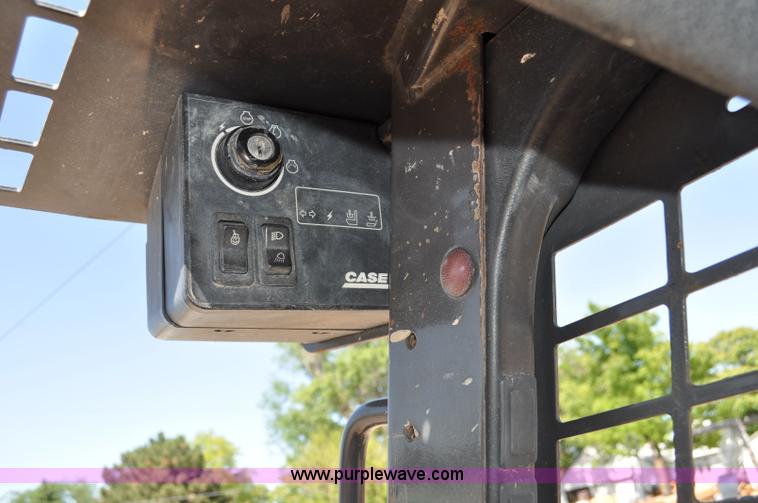 image for item A5929 2002 Case 40XT skid steer