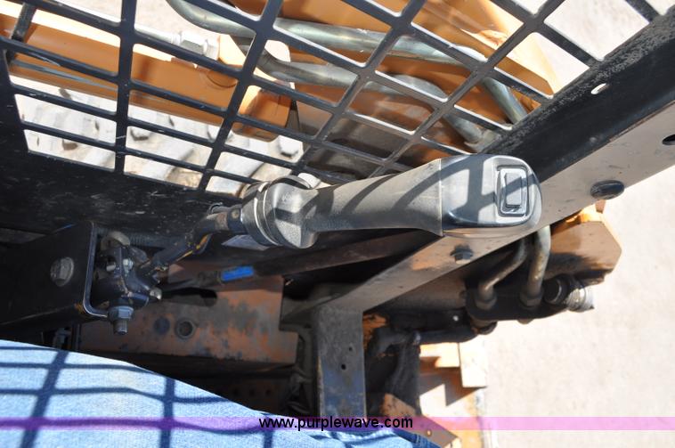 image for item A5929 2002 Case 40XT skid steer