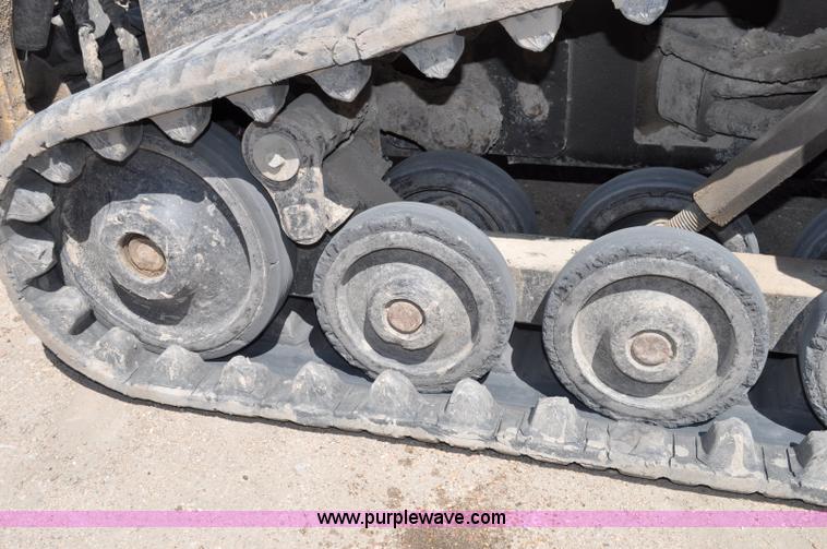 image for item A5930 2005 Caterpillar 257B track skid steer