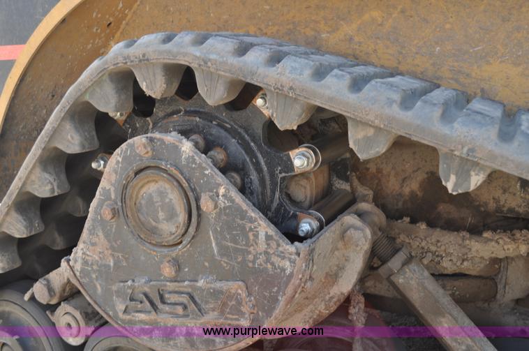 image for item A5930 2005 Caterpillar 257B track skid steer