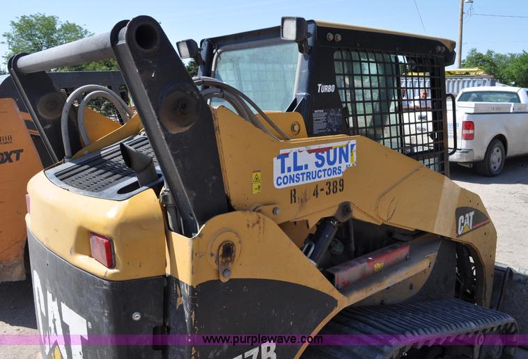 image for item A5930 2005 Caterpillar 257B track skid steer