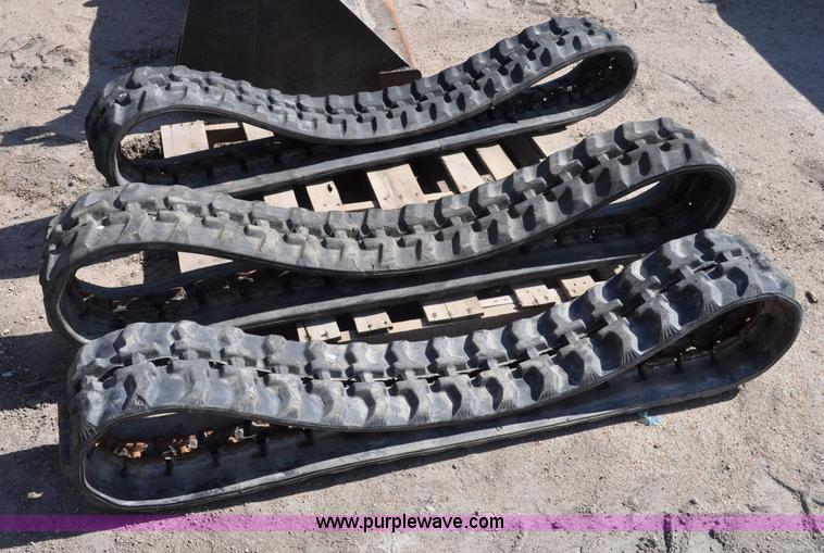 image for item A5931 (3) mini excavator tracks