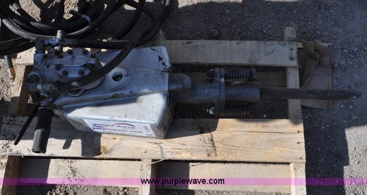 image for item A5941 Hydraulic breaker