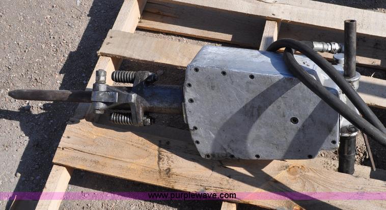 image for item A5941 Hydraulic breaker