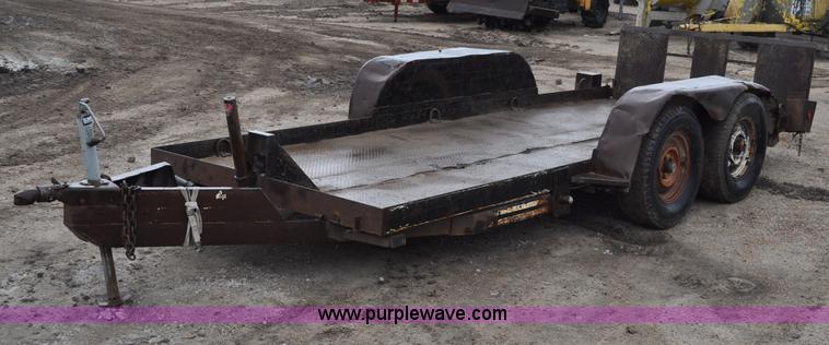 image for item A5947 1990 Tandem axle utility trailer