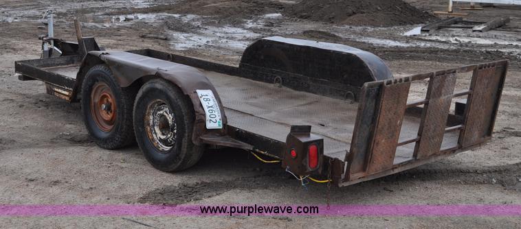 image for item A5947 1990 Tandem axle utility trailer
