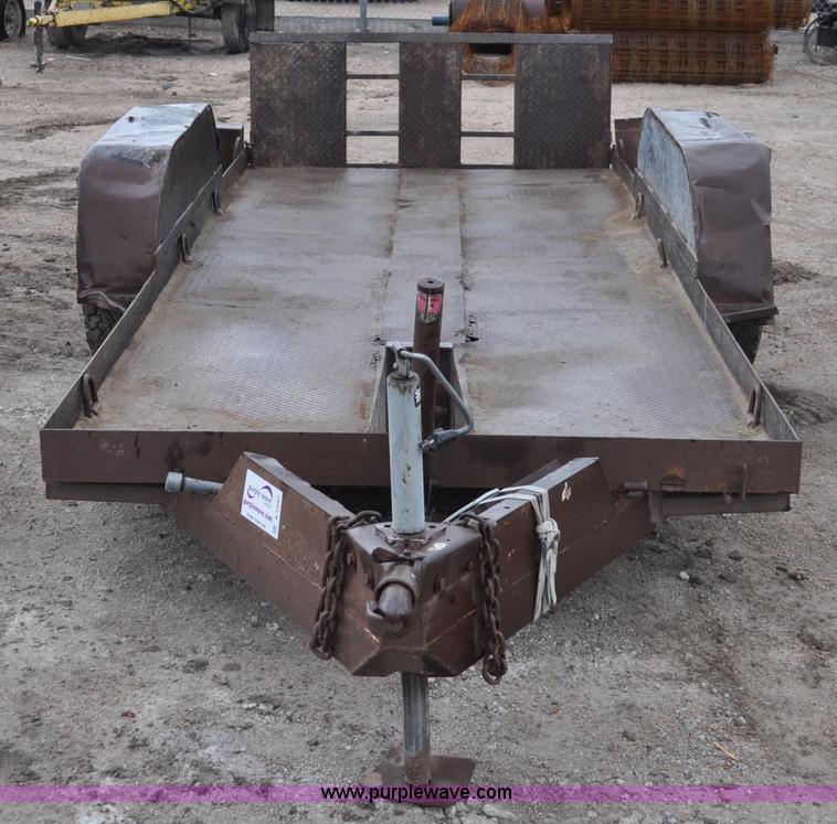 image for item A5947 1990 Tandem axle utility trailer