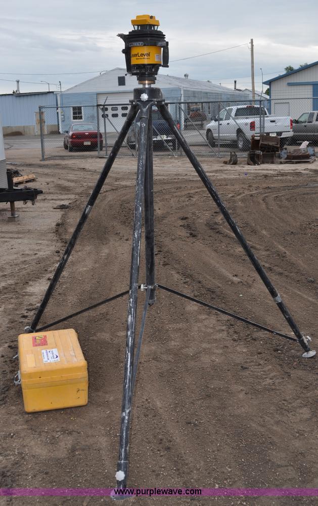 image for item A5948 Spectra-Physics laser plane