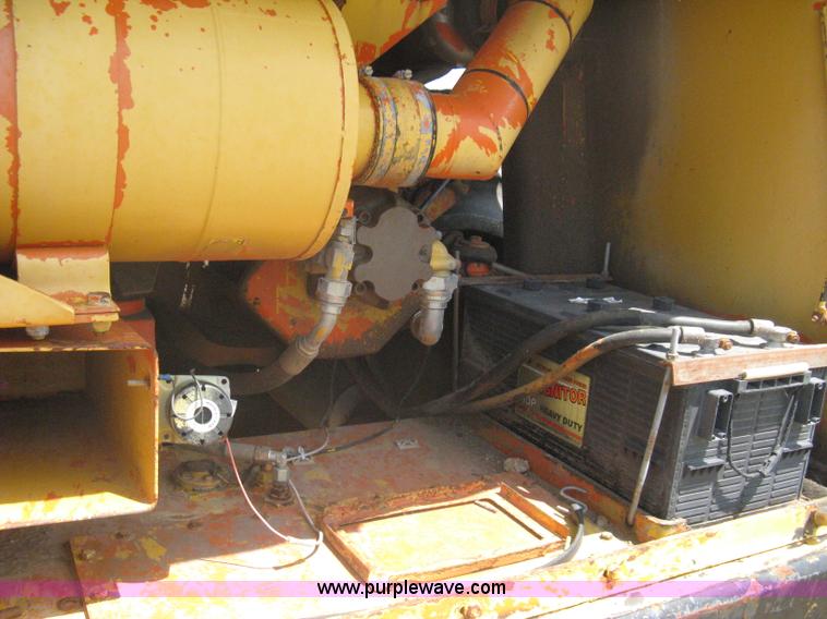 image for item A6399 Bomag BW213PD articulated vibratory pad foot roller