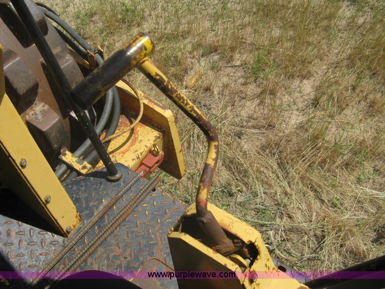 image for item A6399 Bomag BW213PD articulated vibratory pad foot roller