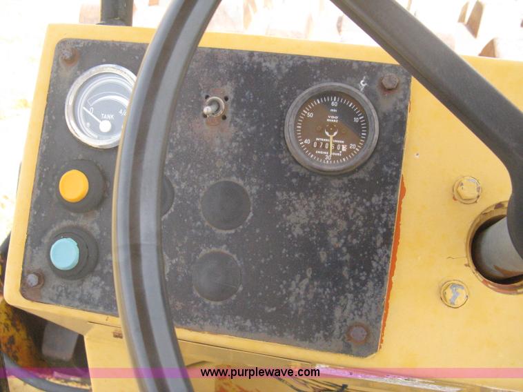 image for item A6399 Bomag BW213PD articulated vibratory pad foot roller