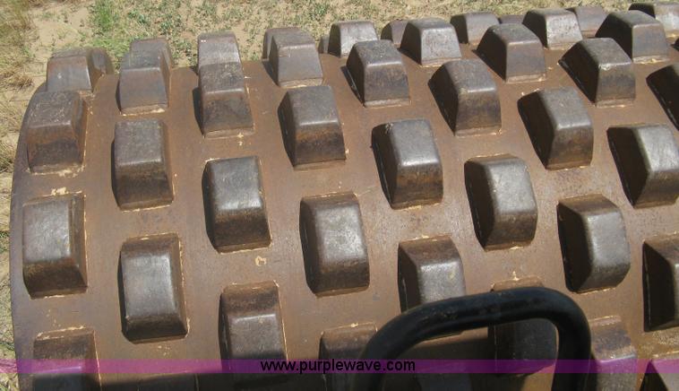 image for item A6399 Bomag BW213PD articulated vibratory pad foot roller