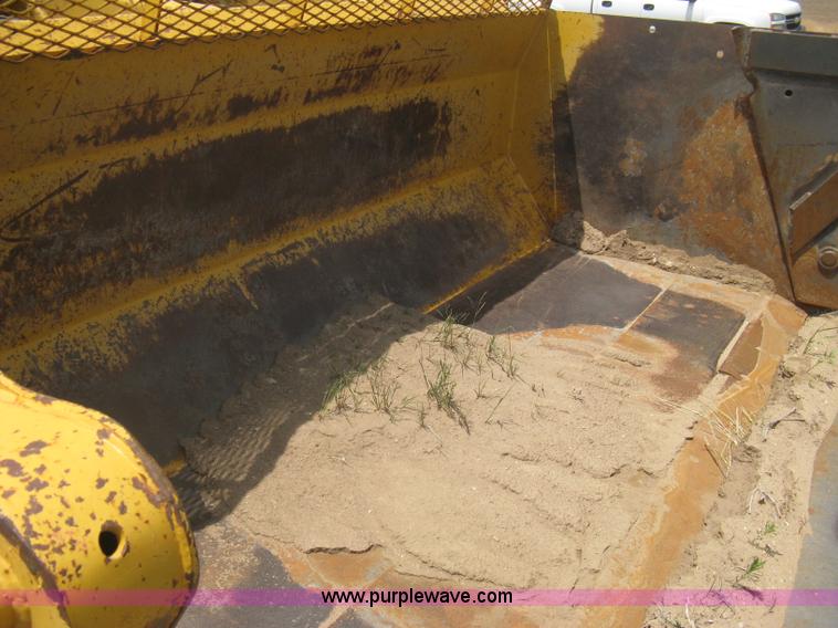 image for item A6400 John Deere 1812C scraper pan
