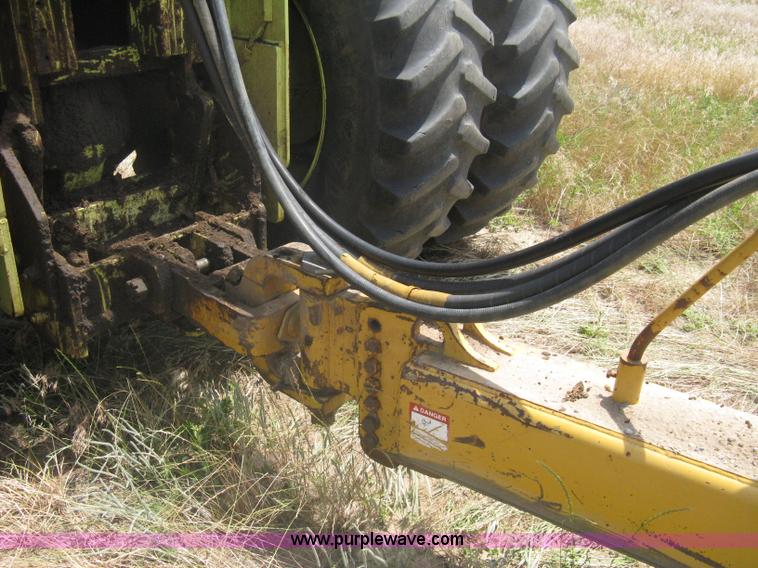 image for item A6400 John Deere 1812C scraper pan