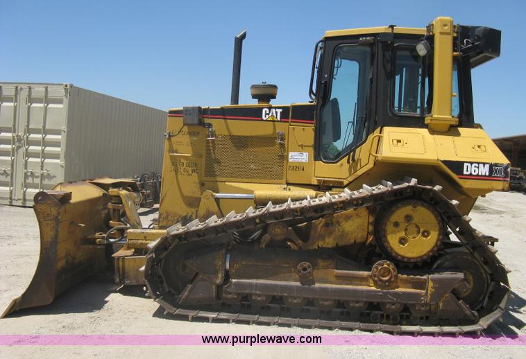 image for item A6404 2001 Caterpillar D6M XL dozer