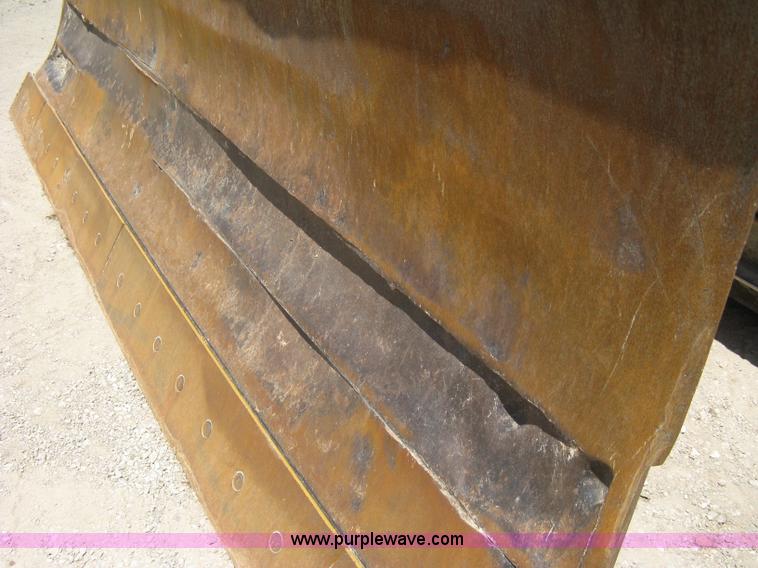 image for item A6404 2001 Caterpillar D6M XL dozer