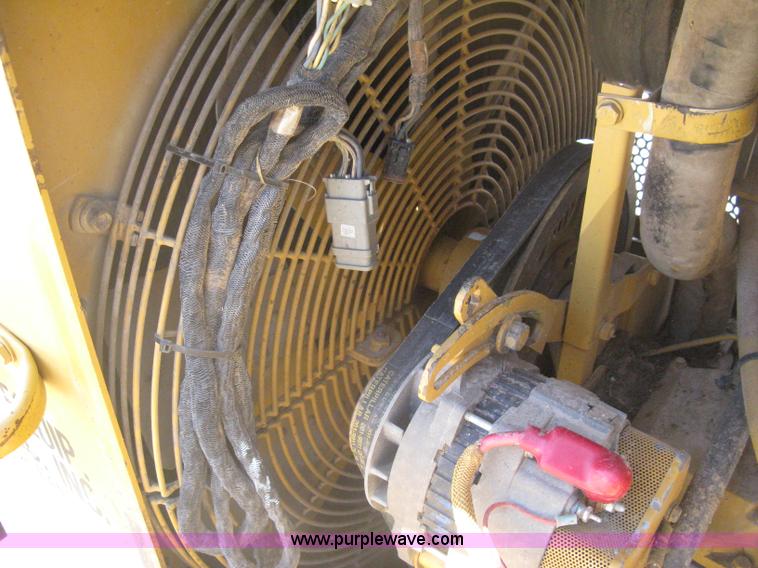 image for item A6404 2001 Caterpillar D6M XL dozer