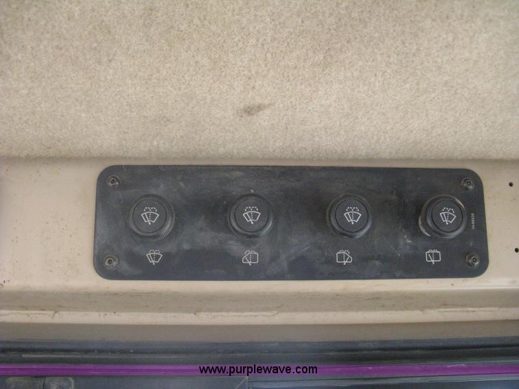 image for item A6404 2001 Caterpillar D6M XL dozer