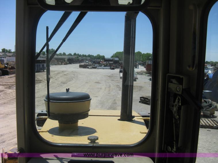 image for item A6404 2001 Caterpillar D6M XL dozer