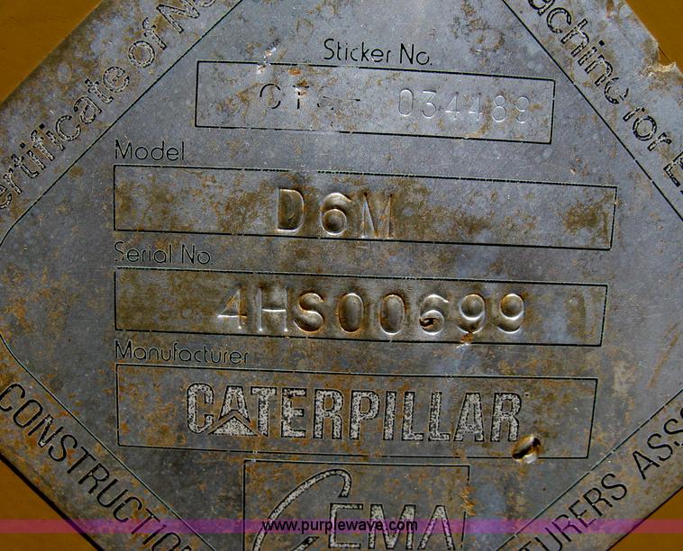 image for item A6404 2001 Caterpillar D6M XL dozer