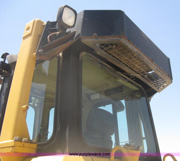 image for item A6404 2001 Caterpillar D6M XL dozer