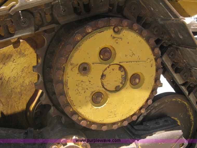 image for item A6404 2001 Caterpillar D6M XL dozer