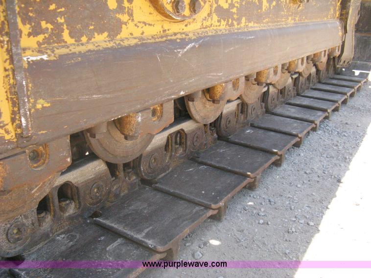 image for item A6404 2001 Caterpillar D6M XL dozer