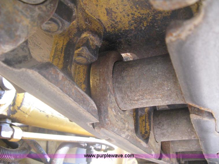image for item A6404 2001 Caterpillar D6M XL dozer