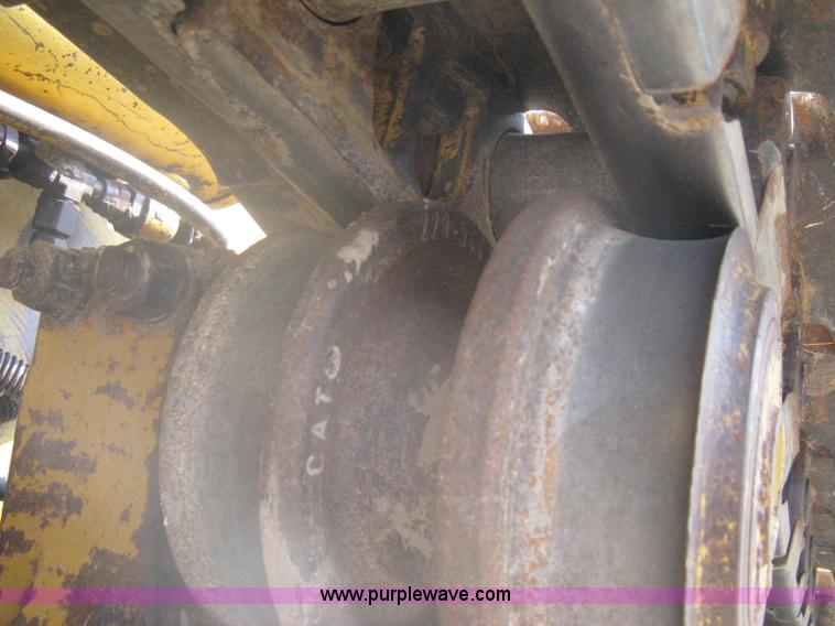image for item A6404 2001 Caterpillar D6M XL dozer