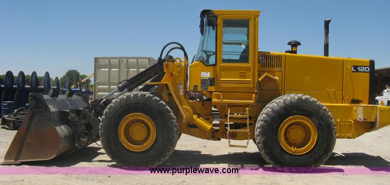 image for item A6405 1993 Volvo L120 wheel loader