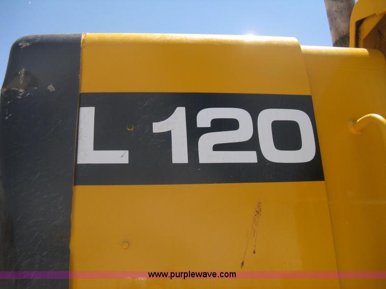 image for item A6405 1993 Volvo L120 wheel loader