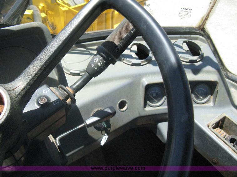 image for item A6405 1993 Volvo L120 wheel loader