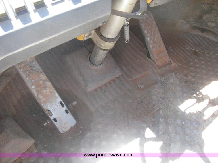 image for item A6405 1993 Volvo L120 wheel loader