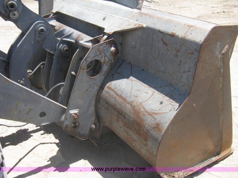 image for item A6406 1995 Volvo BM L70C wheel loader