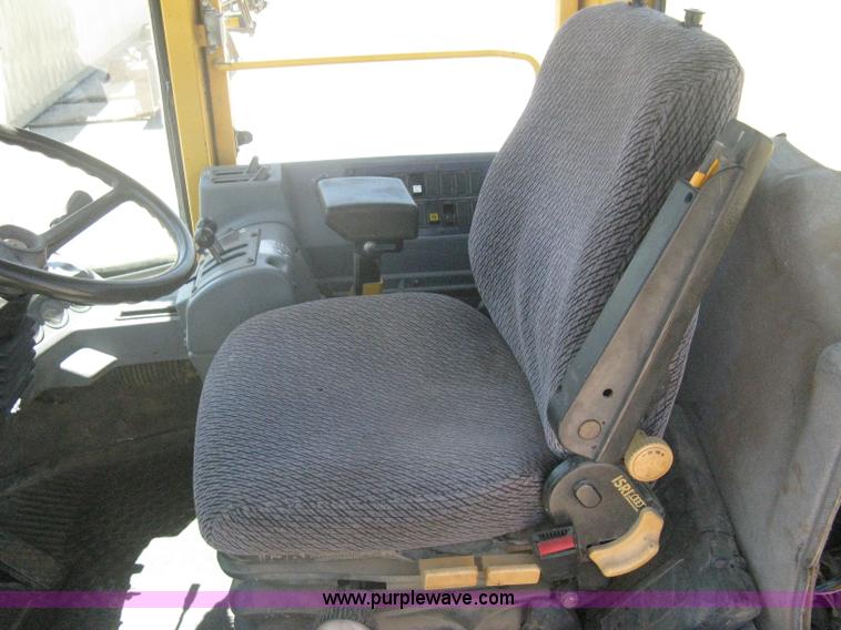 image for item A6406 1995 Volvo BM L70C wheel loader