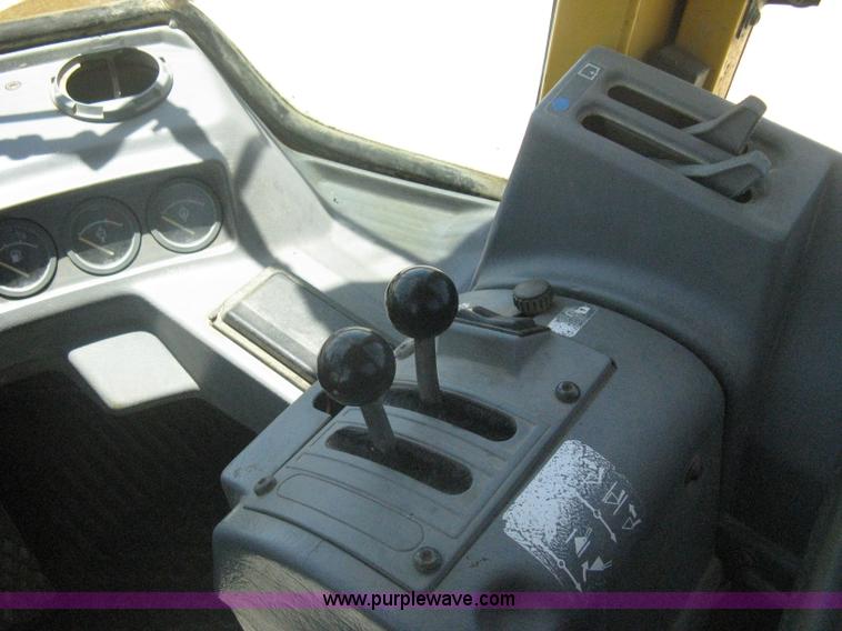 image for item A6406 1995 Volvo BM L70C wheel loader