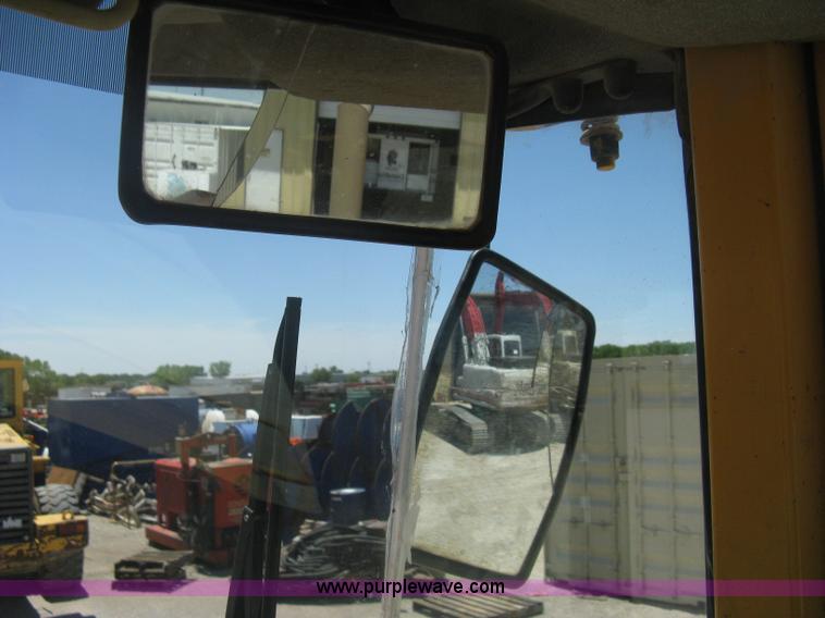 image for item A6406 1995 Volvo BM L70C wheel loader