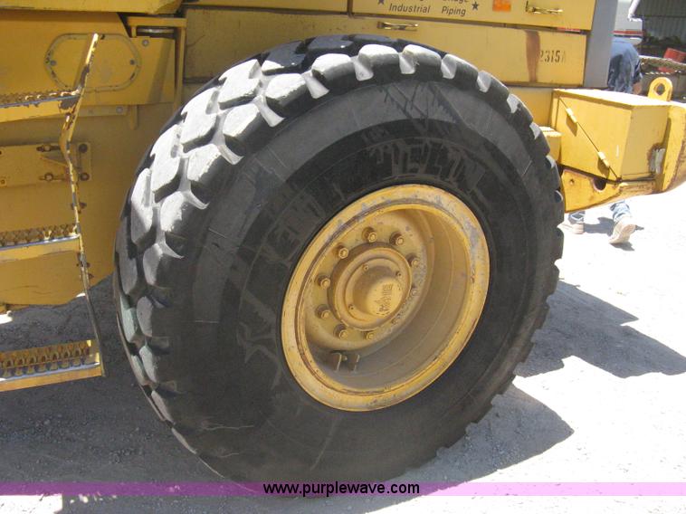 image for item A6406 1995 Volvo BM L70C wheel loader