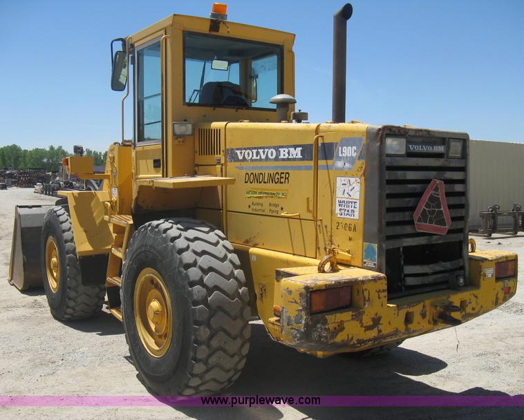image for item A6407 1996 Volvo BM L90C wheel loader