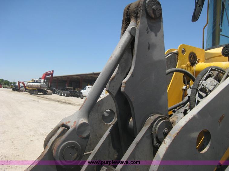 image for item A6407 1996 Volvo BM L90C wheel loader