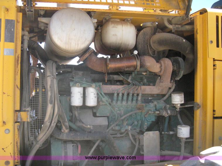 image for item A6407 1996 Volvo BM L90C wheel loader