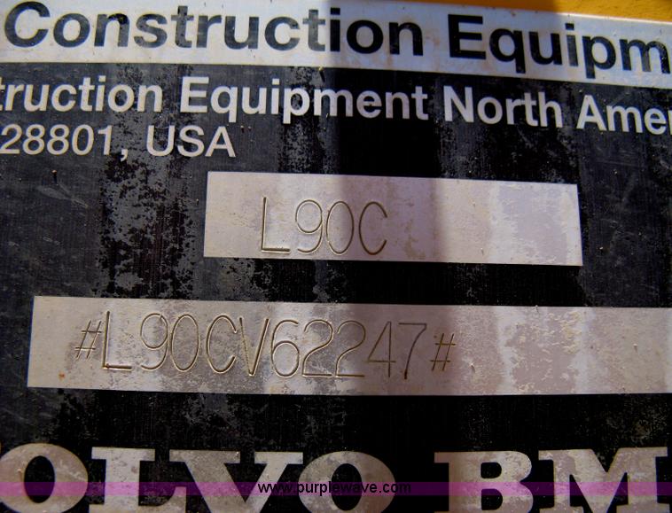 image for item A6407 1996 Volvo BM L90C wheel loader