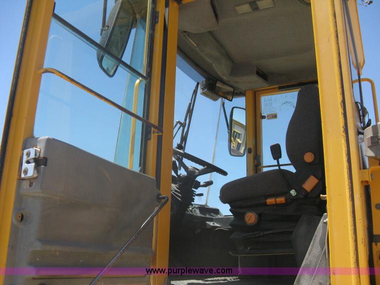 image for item A6407 1996 Volvo BM L90C wheel loader