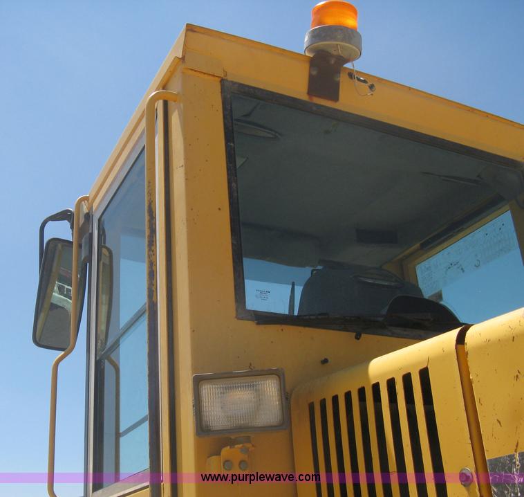 image for item A6407 1996 Volvo BM L90C wheel loader