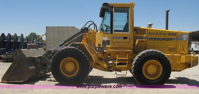 image for item A6408 1994 Volvo BM L90B wheel loader