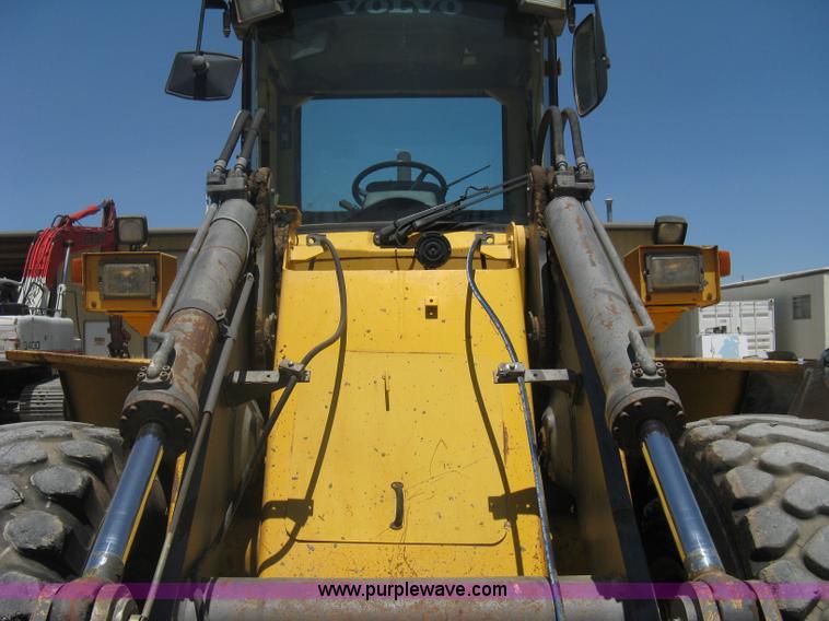 image for item A6408 1994 Volvo BM L90B wheel loader