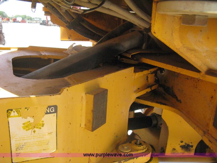 image for item A6408 1994 Volvo BM L90B wheel loader