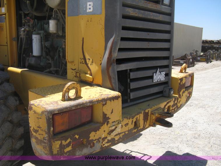 image for item A6408 1994 Volvo BM L90B wheel loader